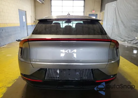 2023 Kia Ev6 Light from USA, damaged, VIN KNDC34LA6P5158498